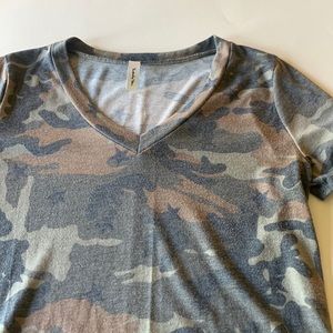 Camo, V-neck, short sleeve T-shirt.